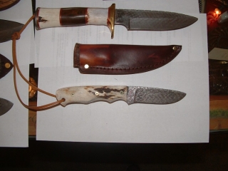 matching horn and damascus knives with sheath